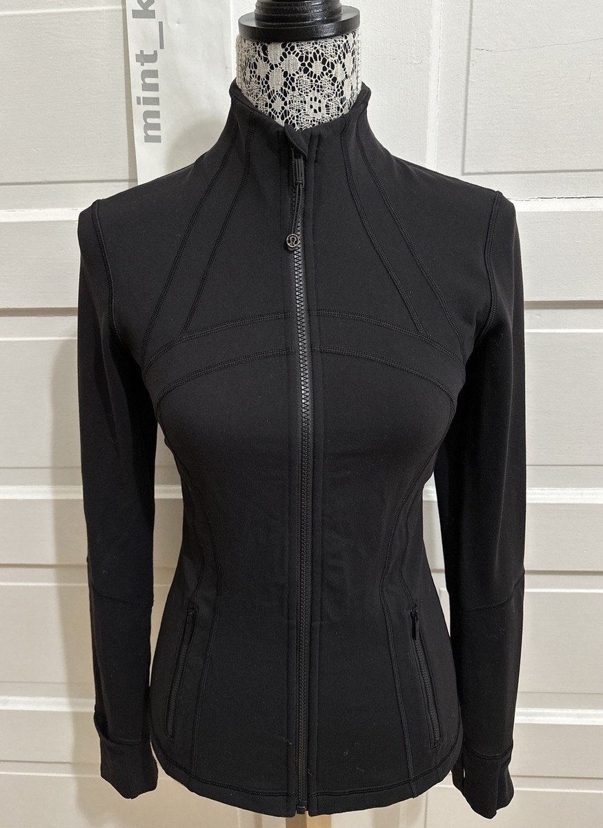 Mint🌟Lululemon Define Jacket Size 6 Black Flattering Fit
