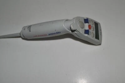 EPPENDORF Research Pro 0.5-10 UL Pipette (MAJ22) - Bild 1 von 3