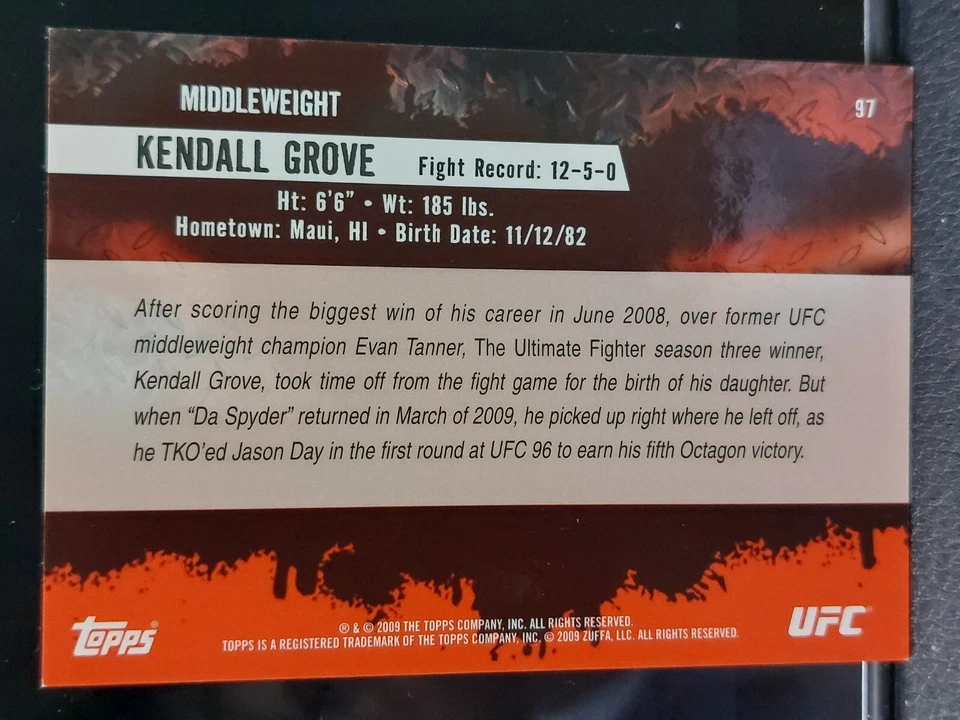 Kendall Grove #97 2009 Topps UFC Round 2 Thick Gold Parallel - Image 2 of 2
