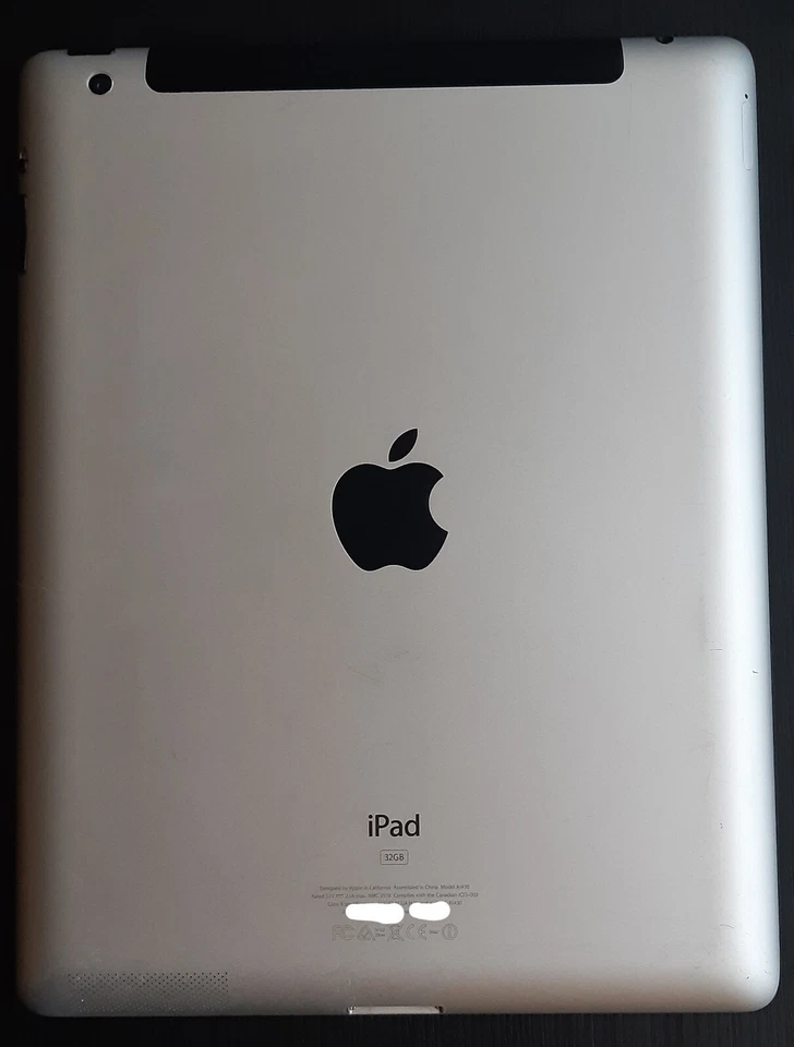 Apple iPad (3rd generation) · 32GB · Wi-Fi, foto 2 de 4