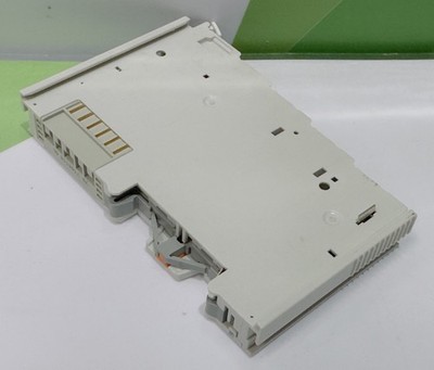 BECKHOFF EL2622 2 x Relay, up to 230V AC/DC  2A Switching Current Induct. -/ USE
