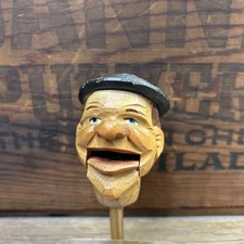 VINTAGE HAND CARVED WOOD GENTLEMAN BOTTLE STOPPER WINE LIQUOR POURER
