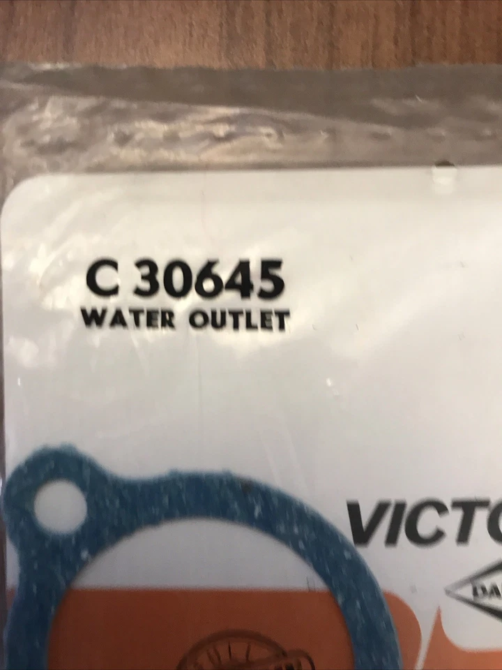 Junta de salida de agua Victor C30645 Foto 2 de 4