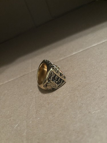 1992 Toronto Blue Jays World Series Championship Ring Replica - Picture 3 of 3
