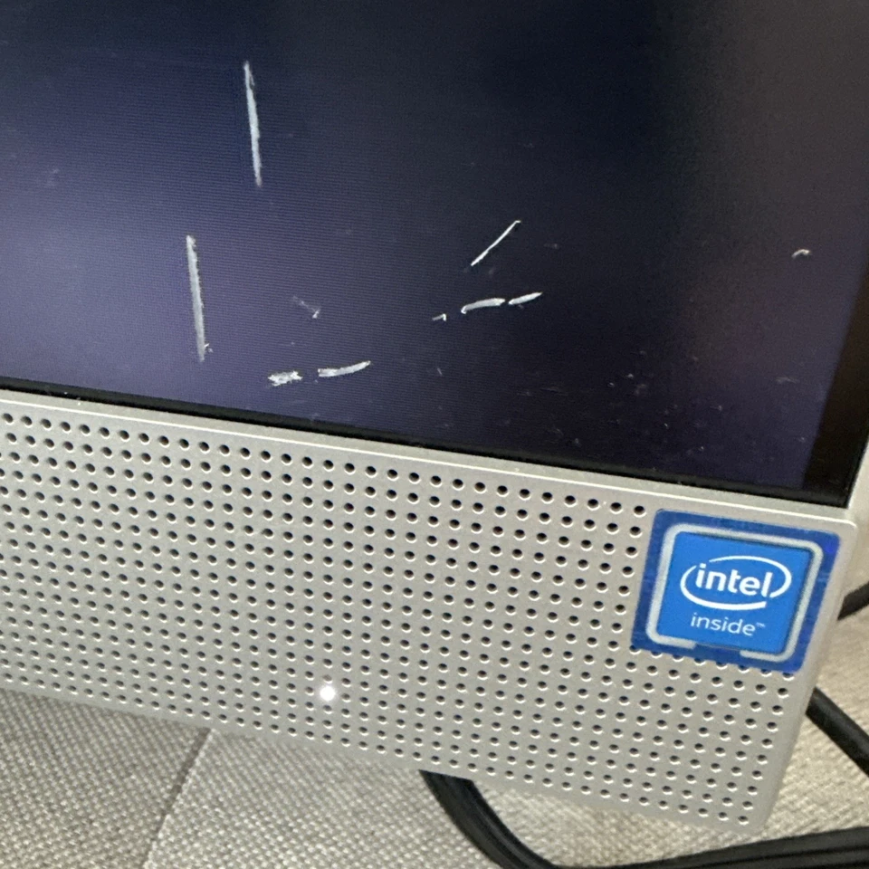 HP ENVY AIO 27- Model 27-dp0056 9EF15AA#ABAD (broken screen) - Image 3 of 4