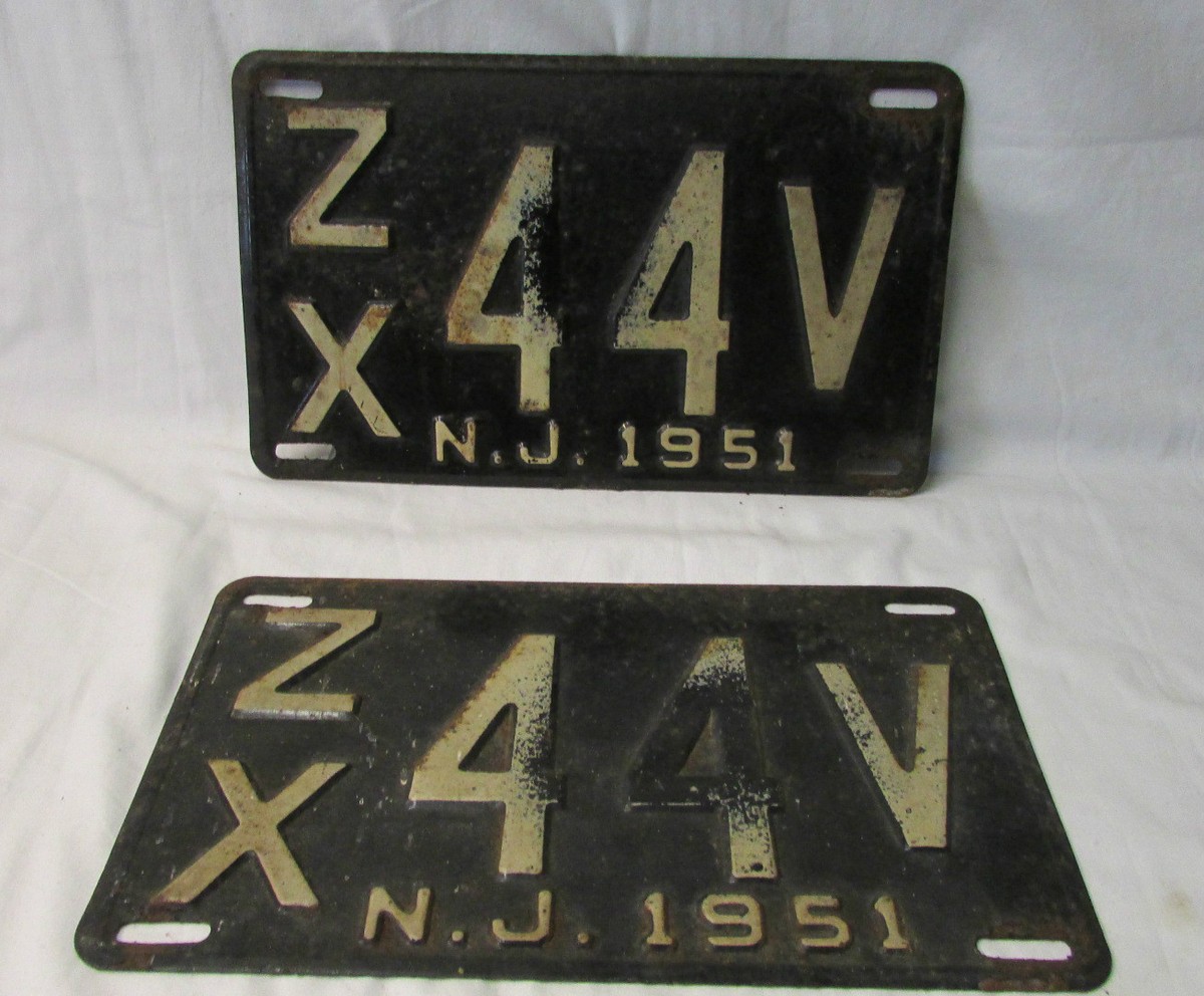 のん A Pair of Vintage New Jersey 1951 License Plate 