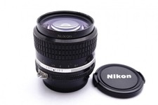 Excellent Nikon Ai-s Nikkor 35mm F/2 Wide Angle MF Lens From Japan 157197