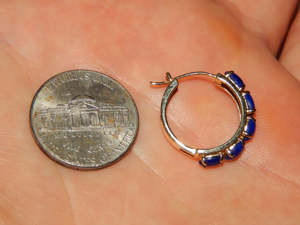 14K YELLOW GOLD 2.50 TCW CABOCHON LAPIS 8/10th INCH LEVERBACK HOOP EARRINGS - Image 3 of 4