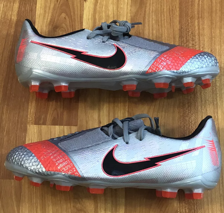 Nike Phantom Venom Elite FG ACC Soccer Cleats Grey Silver 6Y AO0401-906