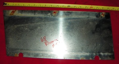 1968 BUICK RIVIERA RIGHT FRONT FENDER CHROME STAINLESS TRIM PANEL