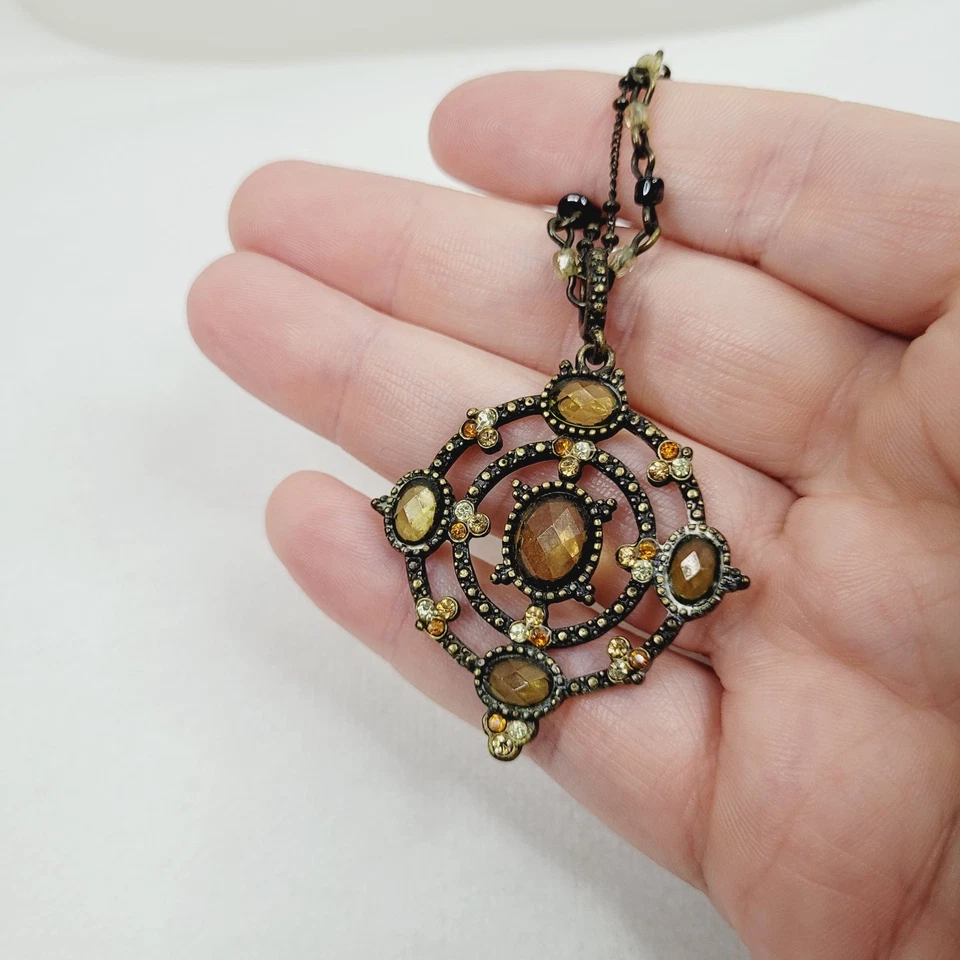 复古雅芳吊坠项链古董黄铜绿色黄色水钻波西米亚 — 第 2/4 张图片
