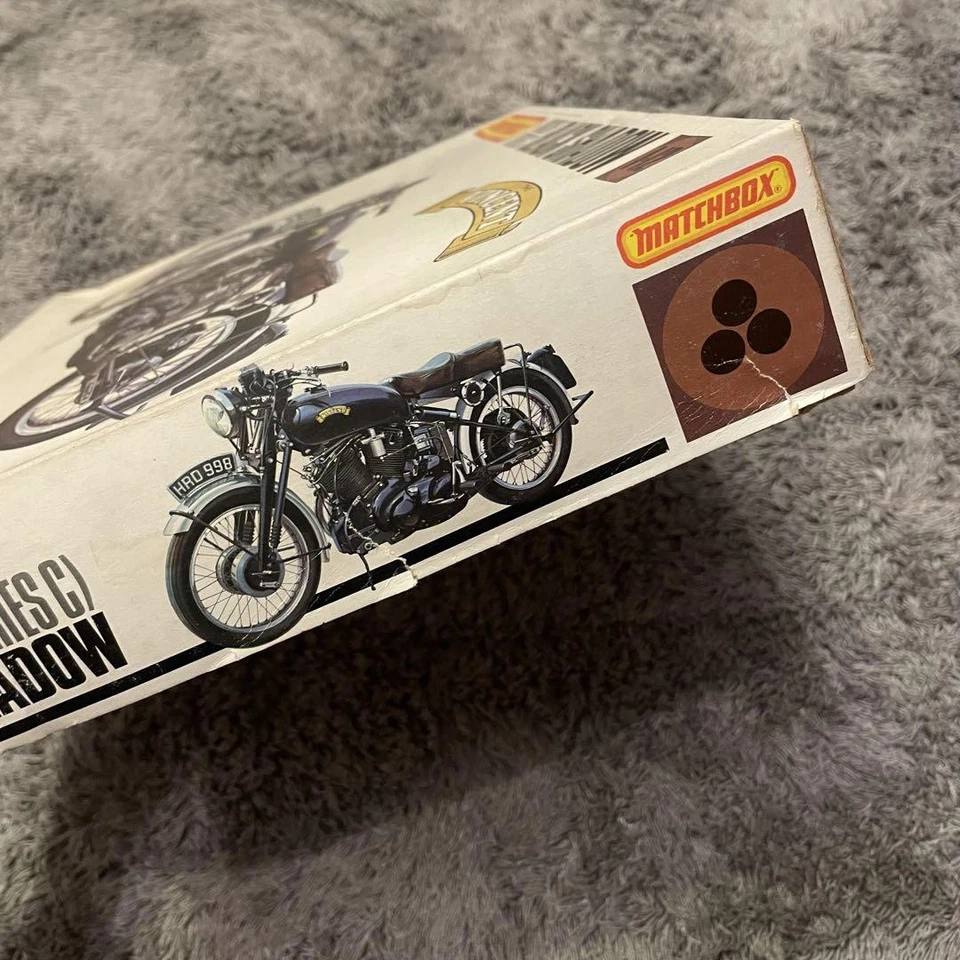 1/12 Matchbox Vincent Motorcycle Model Kit Plastic Vehicle Assembly Collectible - Image 4 of 4