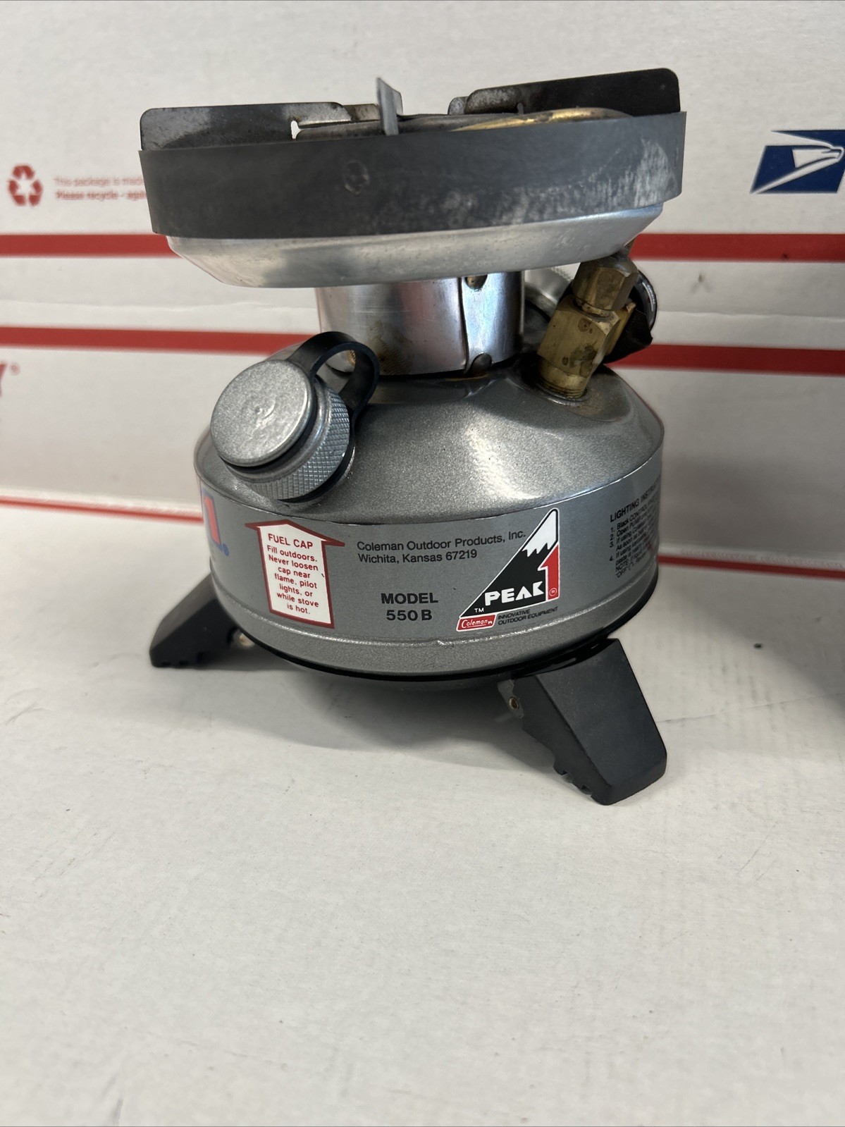 Coleman USMC Peak 1 550B Multi Fuel Stove w/Case —READ—