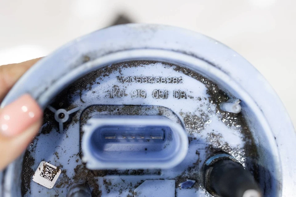 Bomba de tanque de combustível Volkswagen GTI 2.0T 2007-2014 1K0919051DB, 1K0919051BH - Imagem 2 de 4