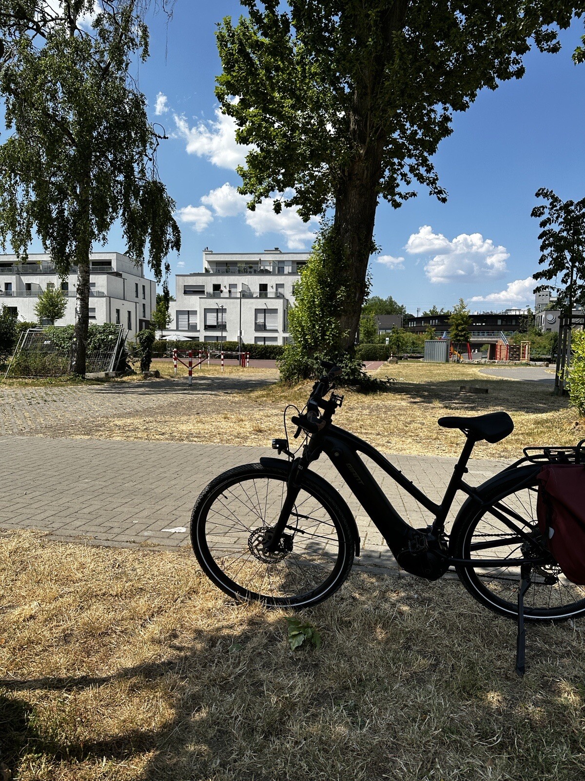 Bild 2 von 9