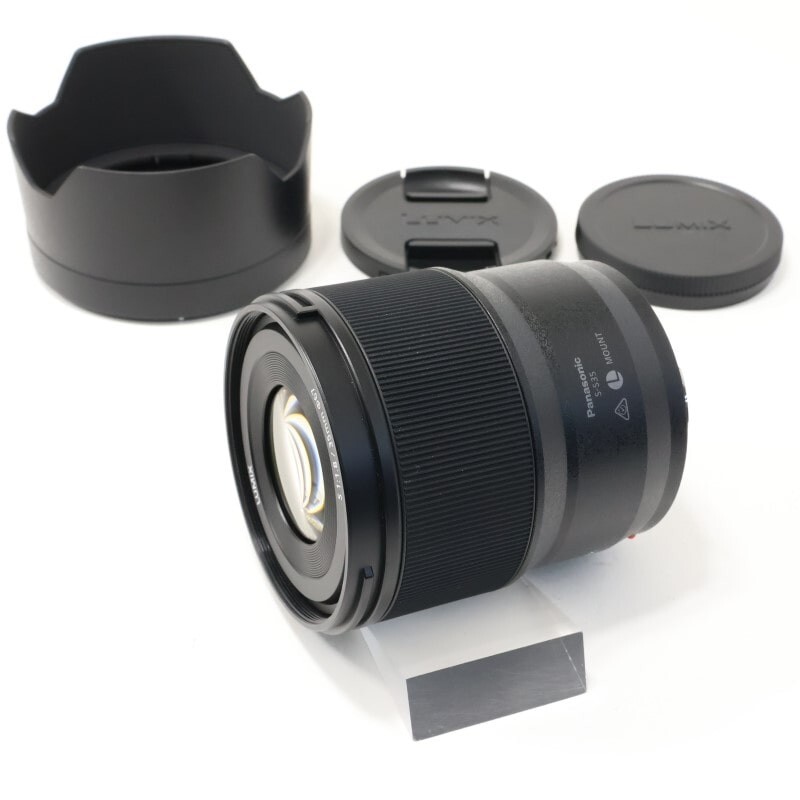Near Mint Panasonic Lumix S-S35 35mm F/1.8 Wide Angle Lens for L