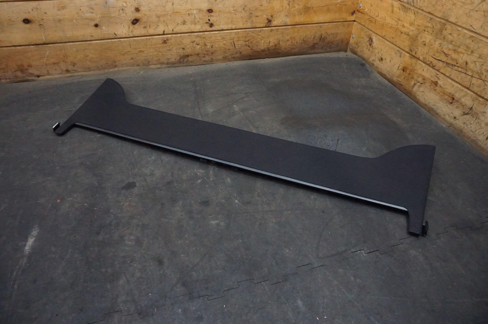 Rear Parcel Shelf Tray Speaker Grille Panel OEM 3Y5863403 Bentley Mulsanne 10-20