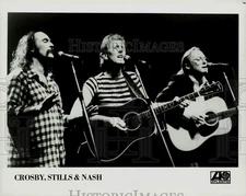 Press Photo Crosby, Stills & Nash performing. - hpx15720