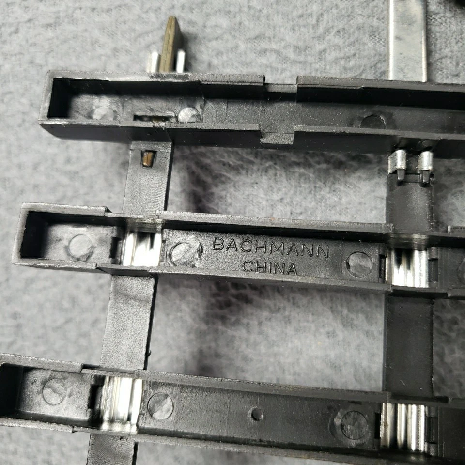 Lot of Bachmann G Scale Steel Model Train Track 10 Curved 2 Straight Bundle - Image 2 of 4