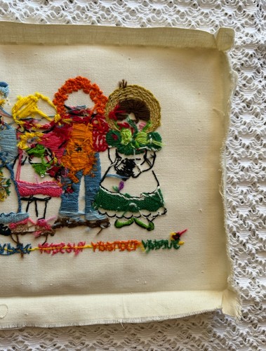 Vintage Sunset Stitchery A Friend For Everyday Girls Days Of The Week Crewel - Picture 6 of 23
