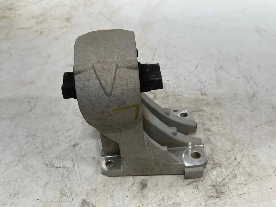 Fits 19 - 24 DODGE RAM 1500 New Style 5.7L 4x2 Engine Left Mount Insulator OEM - Image 2 of 4