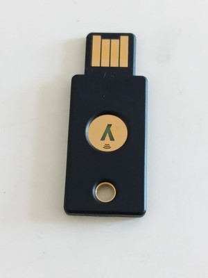 1x YubiKey Security Key NFC USB-A FIDO2 WebAuthn top Zustand