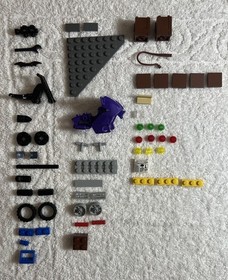 LEGO DC: Catwoman Catcycle City Chase (6858) Incomplete *READ*