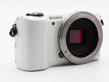 Sony 5000 Mirrorless Camera 24.3MP ILCE-5000 Excellent Condition