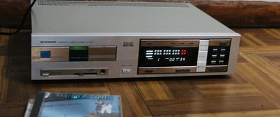 Pioneer P-D70 Compact Disc Player   Audiophile CD Player  Japan  Serviced 