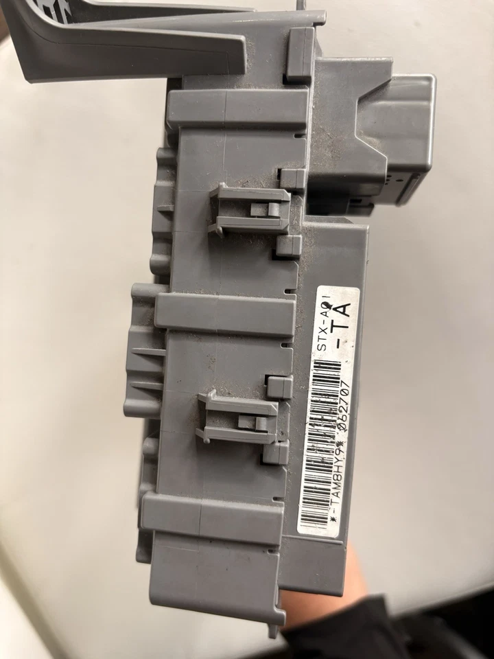 Acura RDX 2009 caja de fusibles Foto 4 de 4