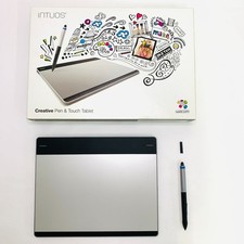 Used Wacom Intuos Pen  Touch Tablet CTH-680/S2 MEDIUM Digital Graphics