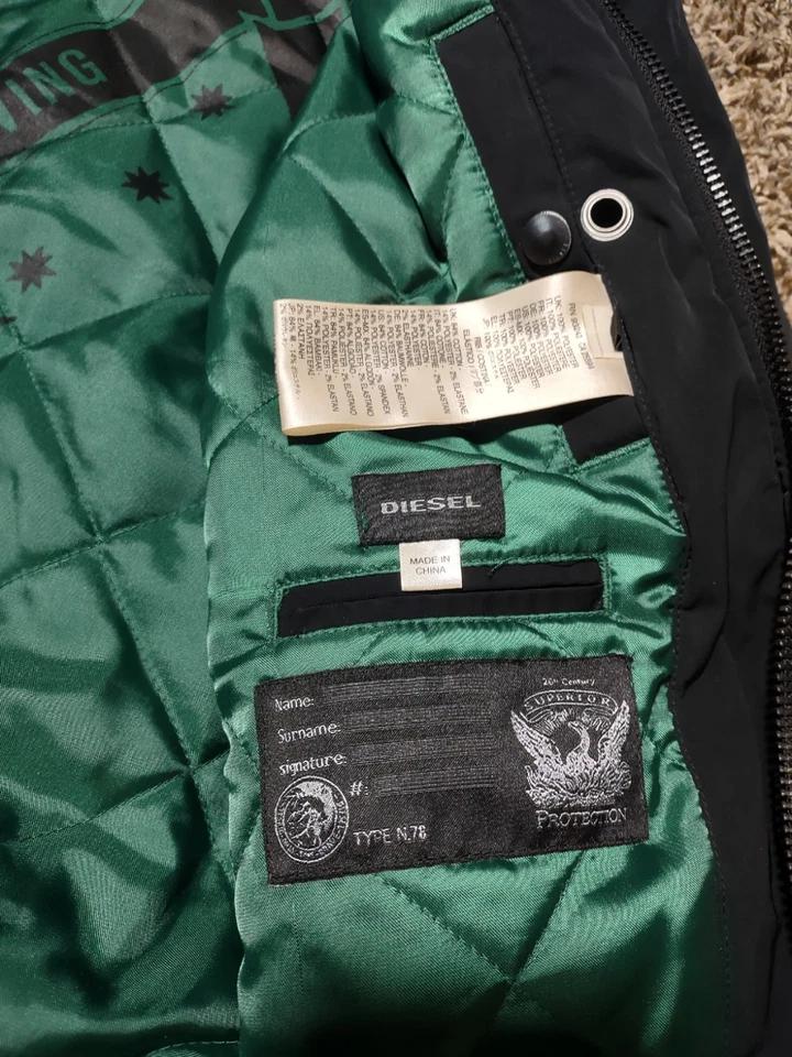 Chaqueta de Vuelo Diesel Para Hombre Mediana Negra Forro Verde Bolsillos con Cremallera Completa Foto 2 de 3