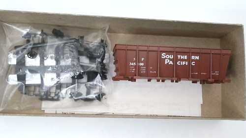 Roundhouse HO Southern Pacific 26 pies de altura lado mineral coche kit 345100 | Condition: Used