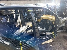 SEAT TARRACO KN2 Linke metallische Seitenschwellerabdeckung 1.97 30037004