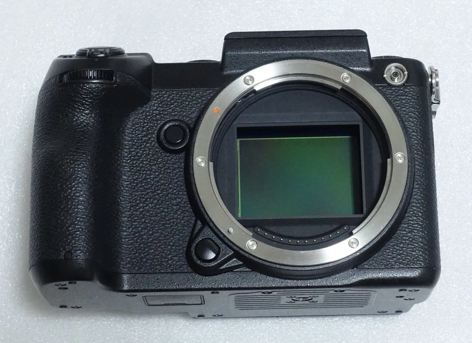 "Near Mint" You'll get 15% OFF 51.4MP Camera Fujifilm GFX 50S Black Body Only - Image 3 of 4