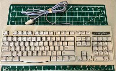 Sega Net SK-1502 Keyboard for Dreamcast Grey Vintage Gaming Full Numeric Keypad