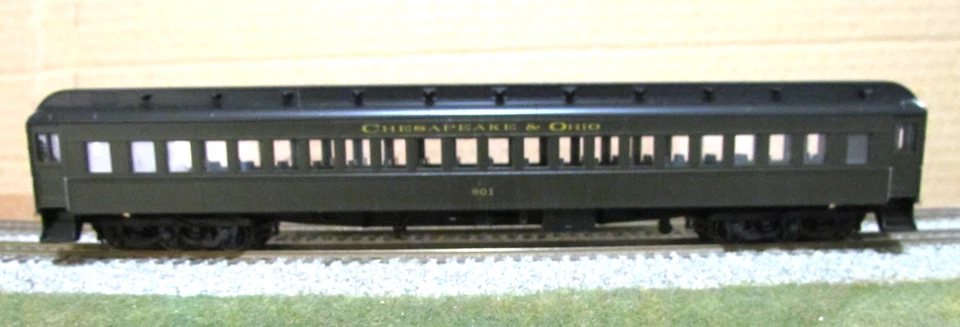Autocar HO Branchline Chesapeake & Ohio C&O 80' ventana única #801 (RTR) con MWKD Foto 3 de 4