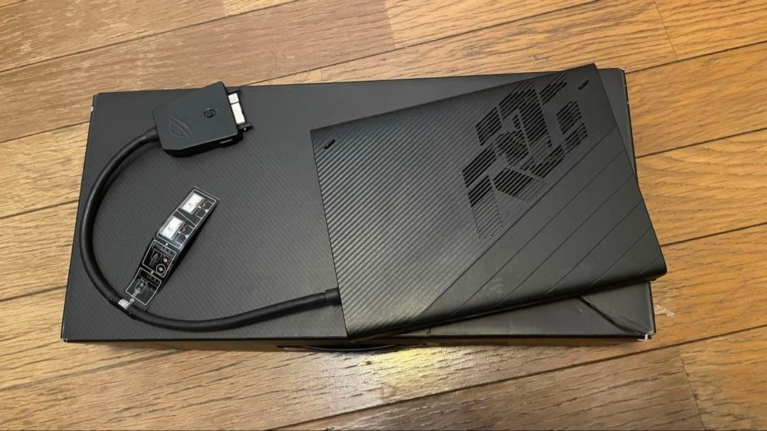 ASUS ROG XG Mobile GC31 RTX3080 外付けGPU ASUS ROG XG Mobile eGPU Dock GC31S NVIDIA RTX 3080 GDDR6 16GB