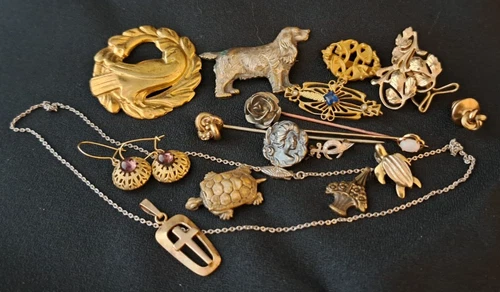 Antique Vintage Costume Jewelry Lot Gold Filled Cross + Pins Charms Brooches 17p