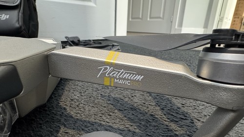 DJI Mavic Pro Platinum Fly More Combo - Picture 2 of 24