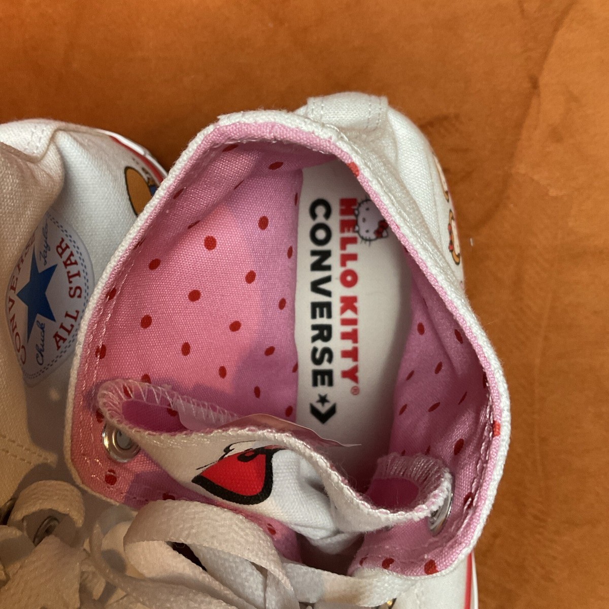 Kitty様 Converse Hello Kitty x Chuck Taylor All Star Canvas Hi White