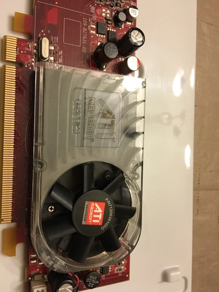 OEM Dell ATI 102-B27602 Radeon HD 2400 XT 256MB S-Video Graphics Card FM351 - Image 2 of 4