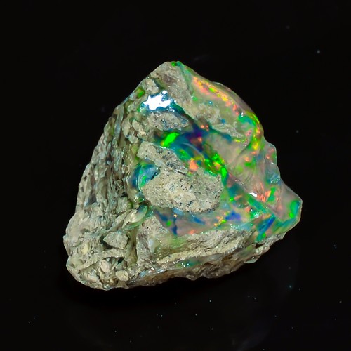 RARE ! OPALE BLANCHE JAUNE MULTICOLORE D'ETHIOPIE : 8.2 mm x