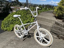 1985 Diamond Back Hot Streak