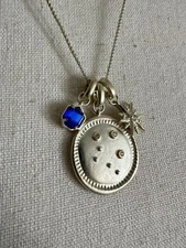 🆕 Kendra Scott Libra Zodiac Pendant Necklace Gold Tone with Charms, Adjustable