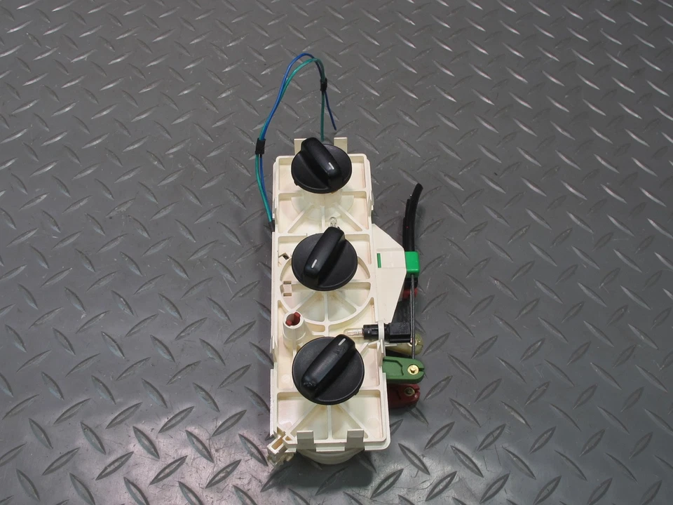 96-02 BMW E36/7 Z3 MANUAL A/C HEATER CLIMATE CONTROL SWITCH PANEL OEM - Image 4 of 4