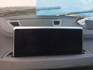 2020 BMW X2 8.8 Display Screen - Used, No Anti-Theft Code, Reprogram Required