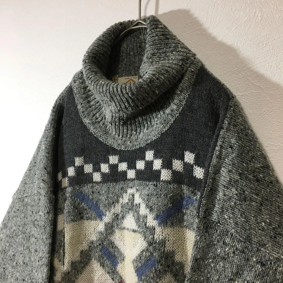 Suéter Vintage Años 90 Manga Larga Estampado Talla L de Japón Foto 2 de 4