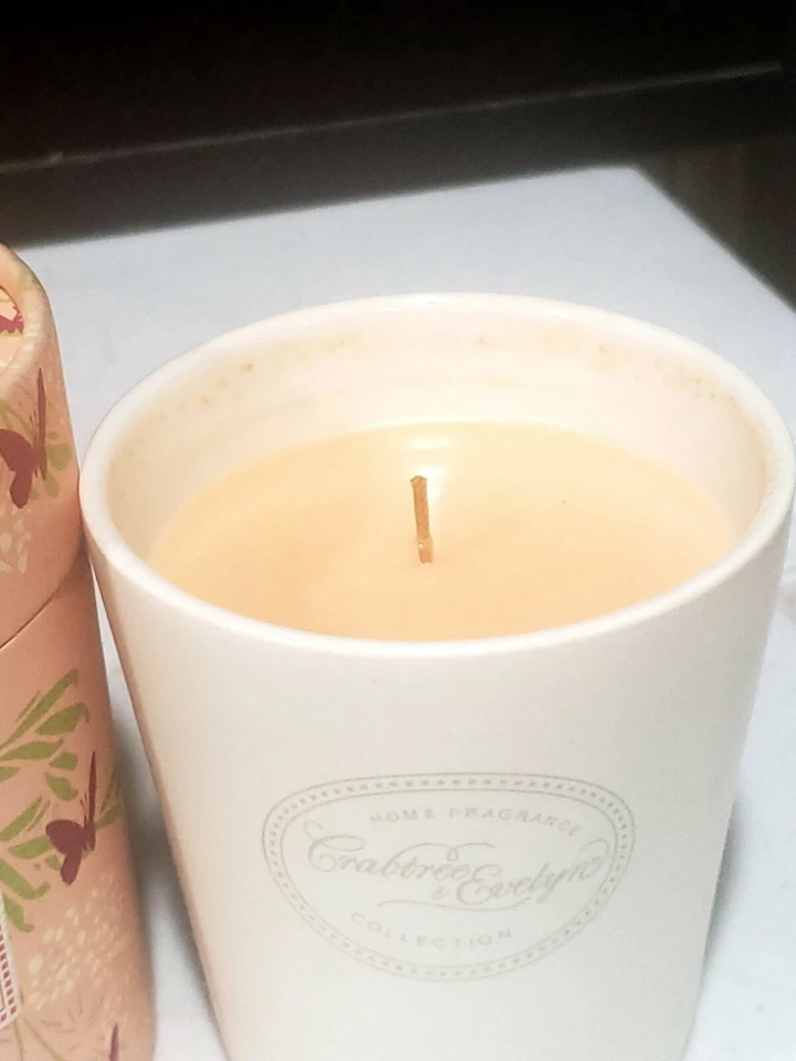 CAJA VENTANA CANGREJO EVELYN VELA PERFUMADA ~ NUEVO en CAJA SOPORTE CRISTAL 30 HORAS Foto 2 de 3