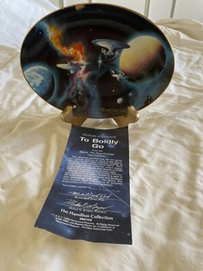 Star Trek Plate - To Boldy Go 